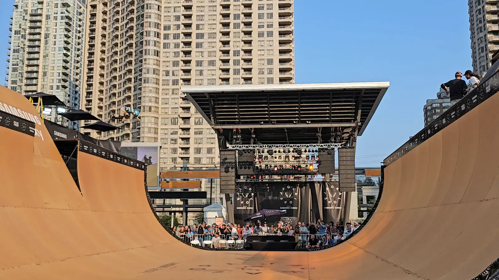 A giant skate halfpipe on the Square