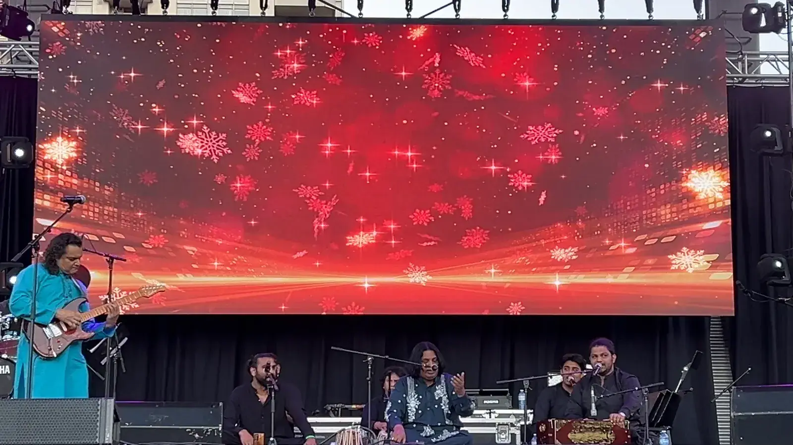 Mekaal Hasan Band performing